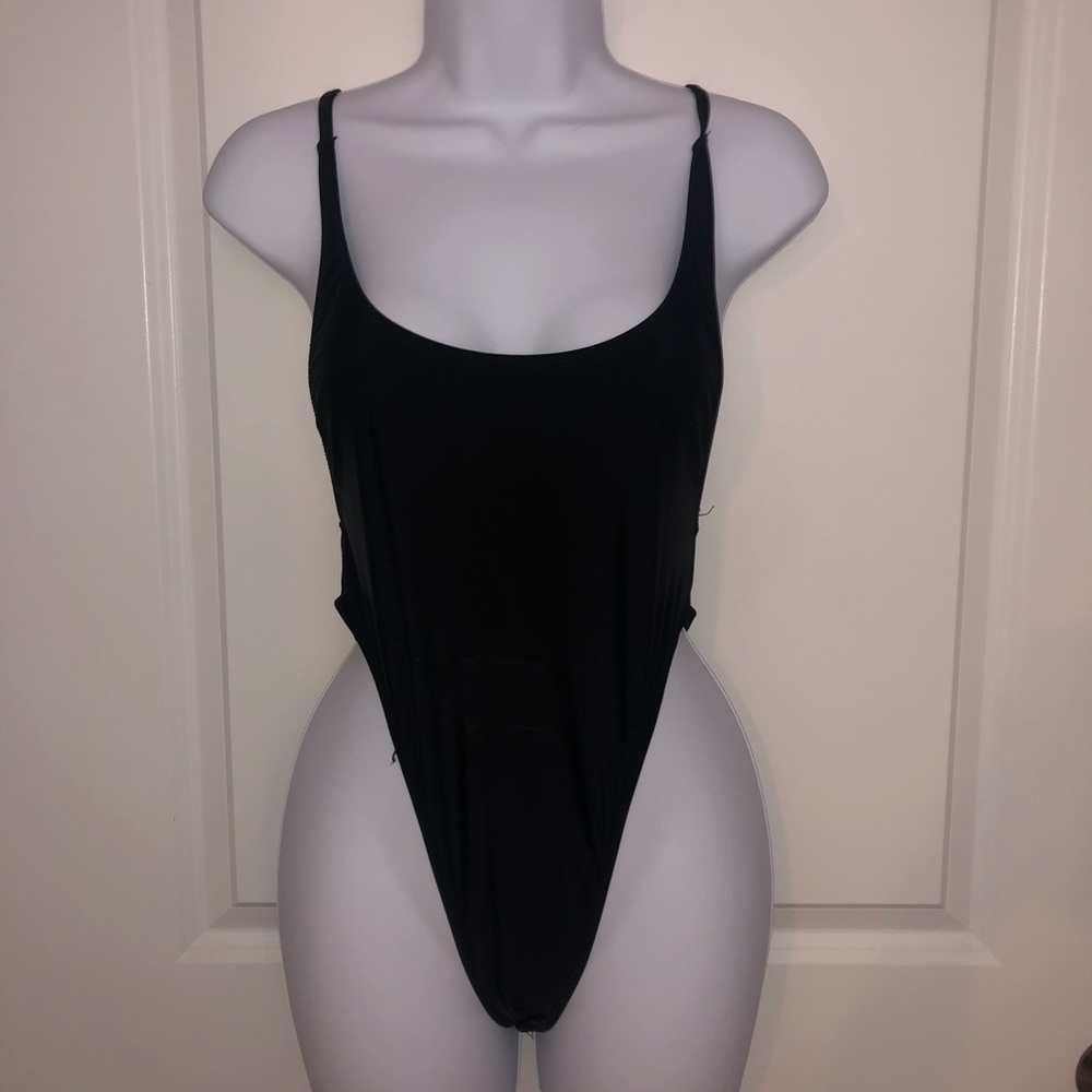 Bathing suit